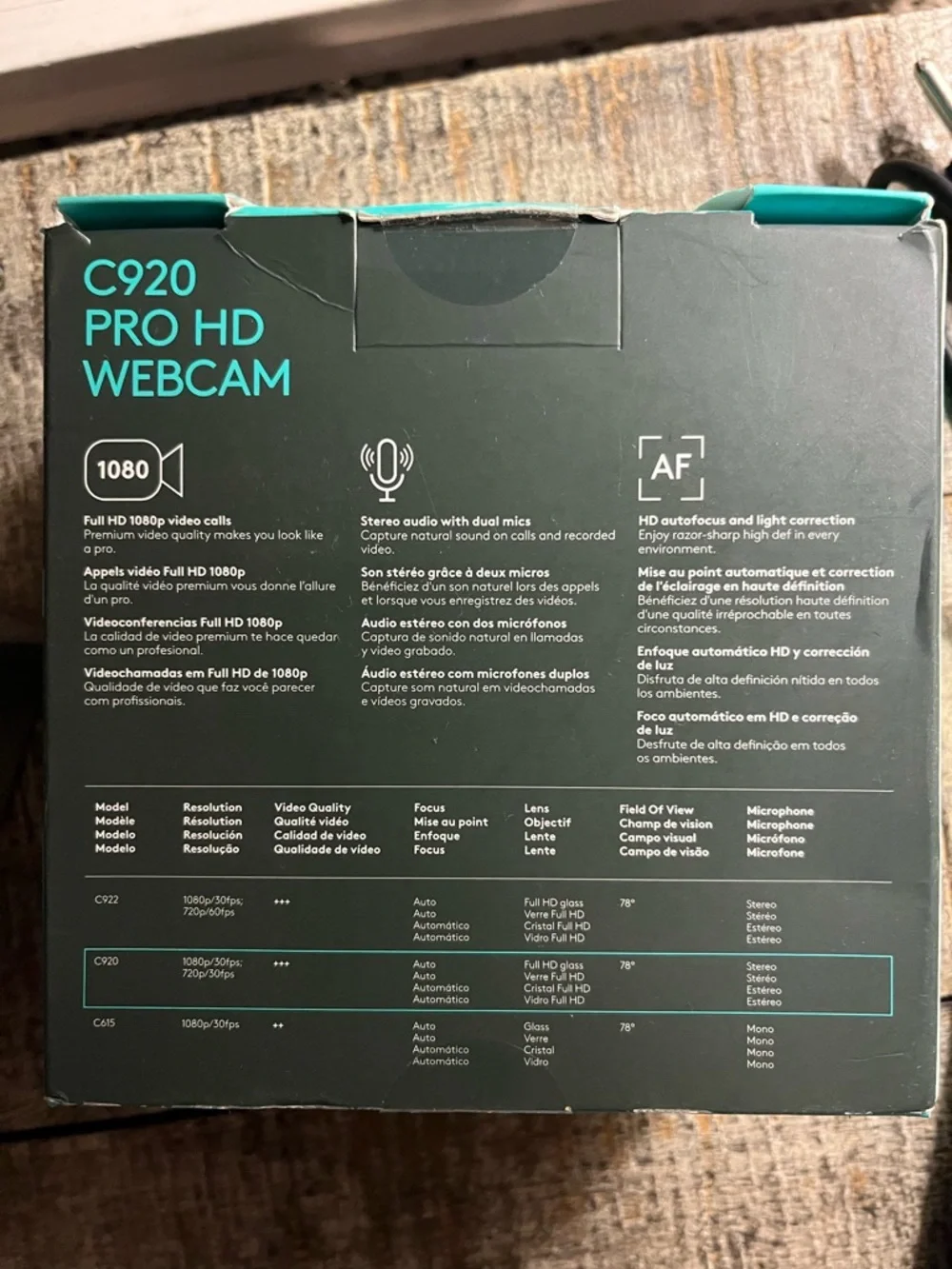 Logitech C920 Pro HD Webcam - Black with Blue Accents